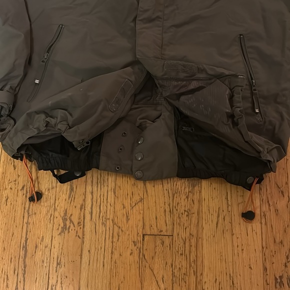DC Snowboard shell Size Large - Picture 6 of 9